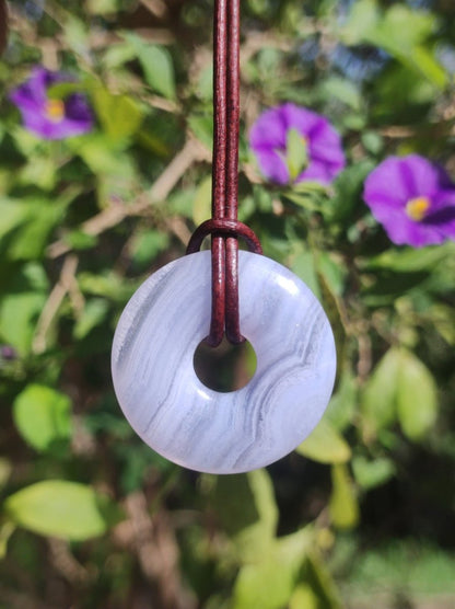 Chalcedon Blau / Blue Laze - Edelstein Donut Kette blau Natur Heilstein Kristalle Anhänger Mann Frau Kind Geschenk Er Sie Bruder Schwester - Art of Nature Berlin