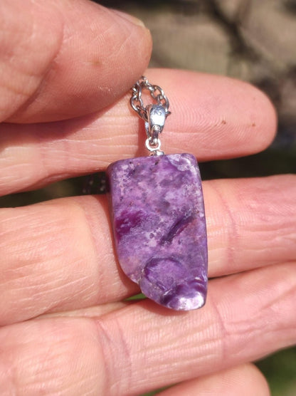 Charoit - 925 Sterling Silber Öse ~ Edelstein Kette lila Anhänger Natur Heilstein Kristall Geschenk Mann Frau Mutter Vater Er Sie Freundin - Art of Nature Berlin