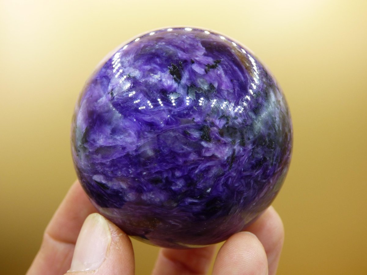 Charoit AAA - Edelstein Kugel lila Natur Heilstein Deko Sphere Kristall Geschenk Er Sie Freund Mann Mineralien Sammler Haus Wohnen Energie - Art of Nature Berlin