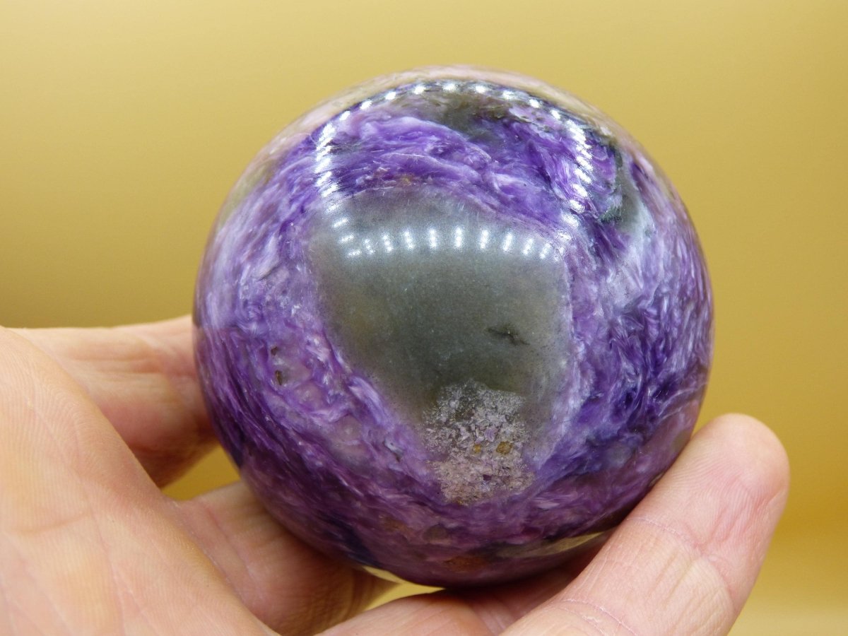 Charoit AAA - Edelstein Kugel lila Natur Heilstein Deko Sphere Kristall Geschenk Er Sie Freund Mann Mineralien Sammler Haus Wohnen Energie - Art of Nature Berlin