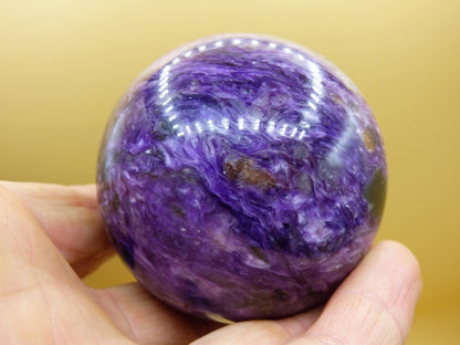 Charoit AAA - Edelstein Kugel lila Natur Heilstein Deko Sphere Kristall Geschenk Er Sie Freund Mann Mineralien Sammler Haus Wohnen Energie - Art of Nature Berlin