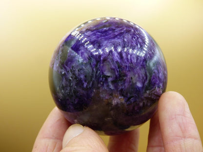 Charoit AAA - Edelstein Kugel lila Natur Heilstein Deko Sphere Kristall Geschenk Er Sie Freund Mann Mineralien Sammler Haus Wohnen Energie - Art of Nature Berlin