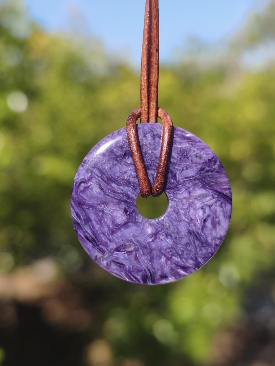 Charoit AAA Schutzdonut - Edelstein Donut Kette Rarität selten Schutzsymbol Heilstein Kristall HIPPIE Boho Ethno Mann Frau Geschenk Er Sie - Art of Nature Berlin