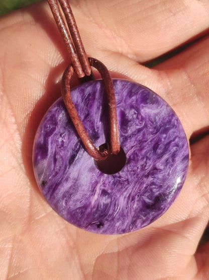 Charoit AAA Schutzdonut - Edelstein Donut Kette Rarität selten Schutzsymbol Heilstein Kristall HIPPIE Boho Ethno Mann Frau Geschenk Er Sie - Art of Nature Berlin