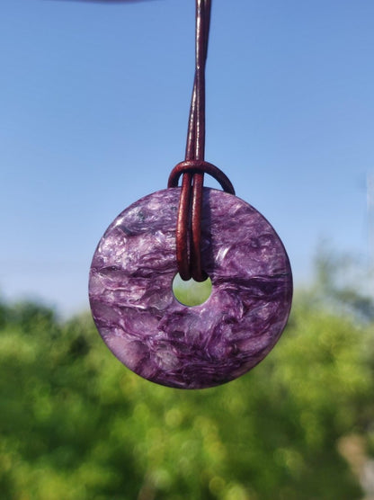 Charoit AAA Schutzdonut - Edelstein Donut Kette Rarität selten Schutzsymbol Heilstein Kristall HIPPIE Boho Ethno Mann Frau Geschenk Er Sie - Art of Nature Berlin