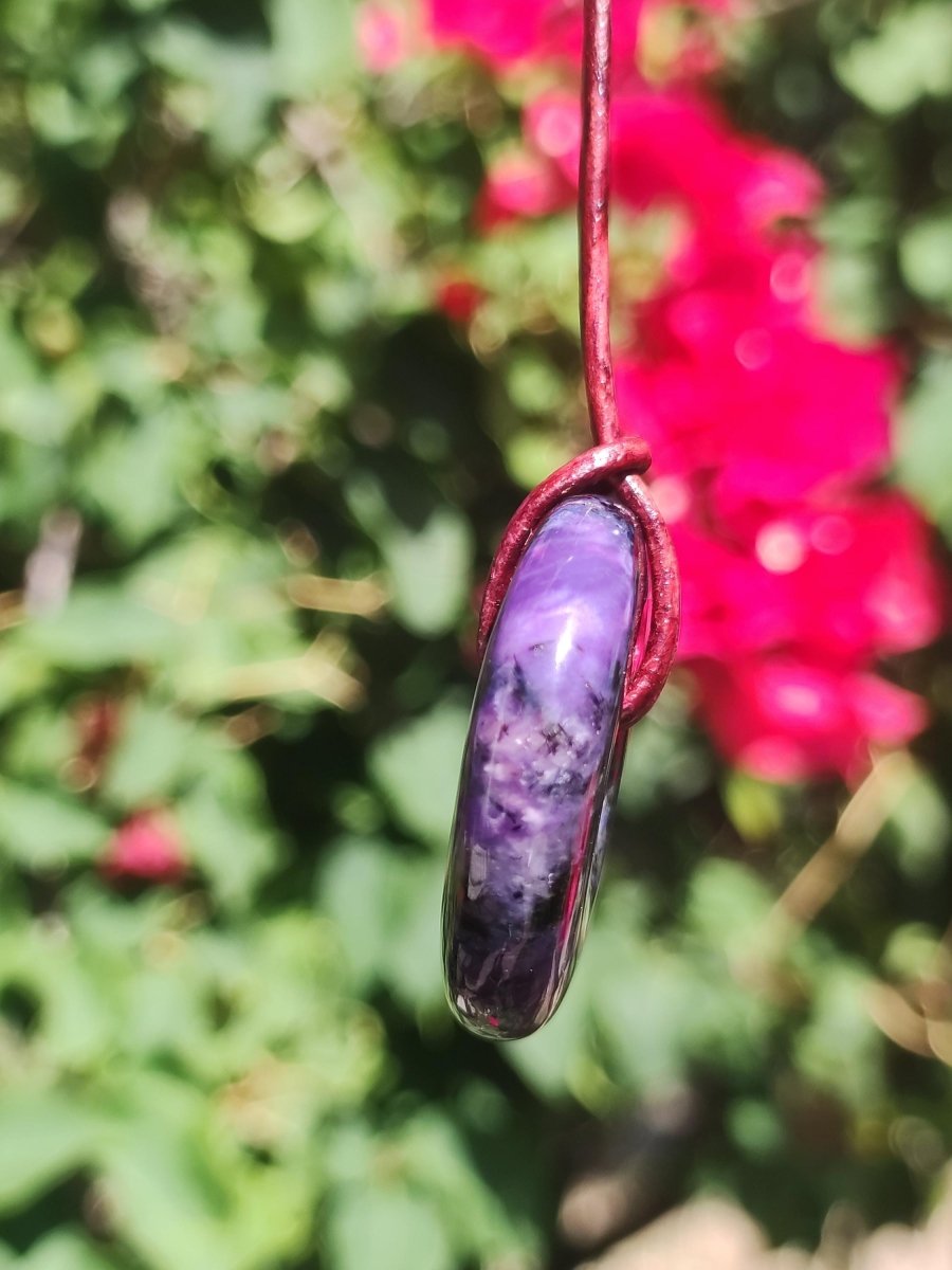 Charoit - Edelstein Donut Kette Rarität selten Schutzsymbol Heilstein Kristall HIPPIE Boho Ethno Mann Frau Geschenk Er Sie - Art of Nature Berlin