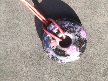 Charoit - Edelstein Donut Kette Rarität selten Schutzsymbol Heilstein Kristall HIPPIE Boho Ethno Mann Frau Geschenk Er Sie - Art of Nature Berlin