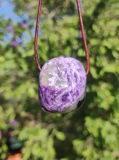 Charoit - Edelstein Kette lila Natur Heilstein Schutz Glück Mann Frau Er Sie Freund Glück HIPPIE Boho Tibet Ethno Rarität Geschenk Unikat - Art of Nature Berlin