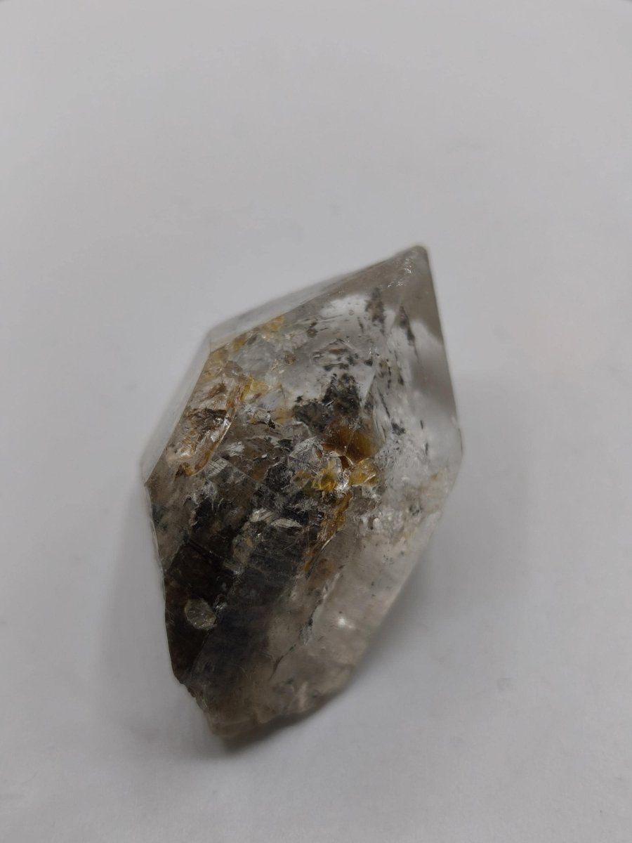 Chloritquarz aus Erongo Namibia | Klarer Bergkristall mit schwarzen Chlorit-Einschlüssen | Natur Kristall Unikat Stufe Sammler Mineral - Art of Nature Berlin