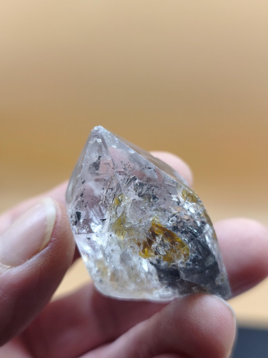 Chloritquarz aus Erongo Namibia | Klarer Bergkristall mit schwarzen Chlorit-Einschlüssen | Natur Kristall Unikat Stufe Sammler Mineral - Art of Nature Berlin