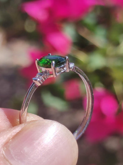 Chromdiopsid - Ring - 925 Silber - verstellbare Größe - Edelstein Heilstein Energie Kraft Frauen Ring Schmuck Edel Diopsid - Art of Nature Berlin