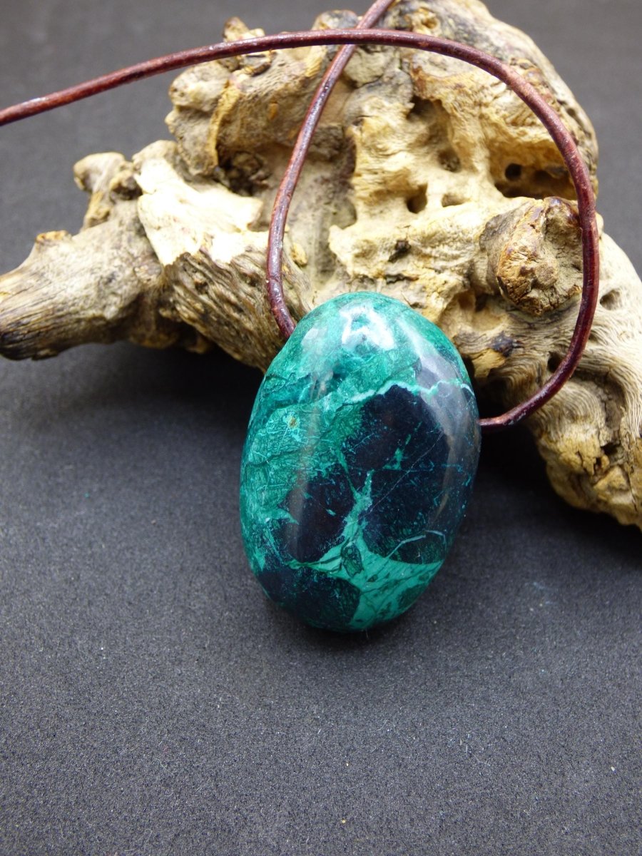 Chrysocoll Chrysokoll Chrysocolla Edelstein Kette blau Natur HIPPIE GOA Boho Ethno Heilstein Kristalle Schmuck Anhänger Mann Frau Geschenk - Art of Nature Berlin