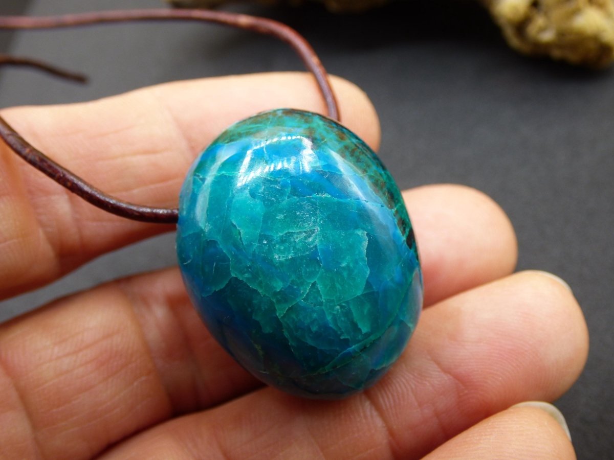 Chrysocoll Chrysokoll Chrysocolla Edelstein Kette blau Natur HIPPIE GOA Boho Ethno Heilstein Kristalle Schmuck Anhänger Mann Frau Geschenk - Art of Nature Berlin