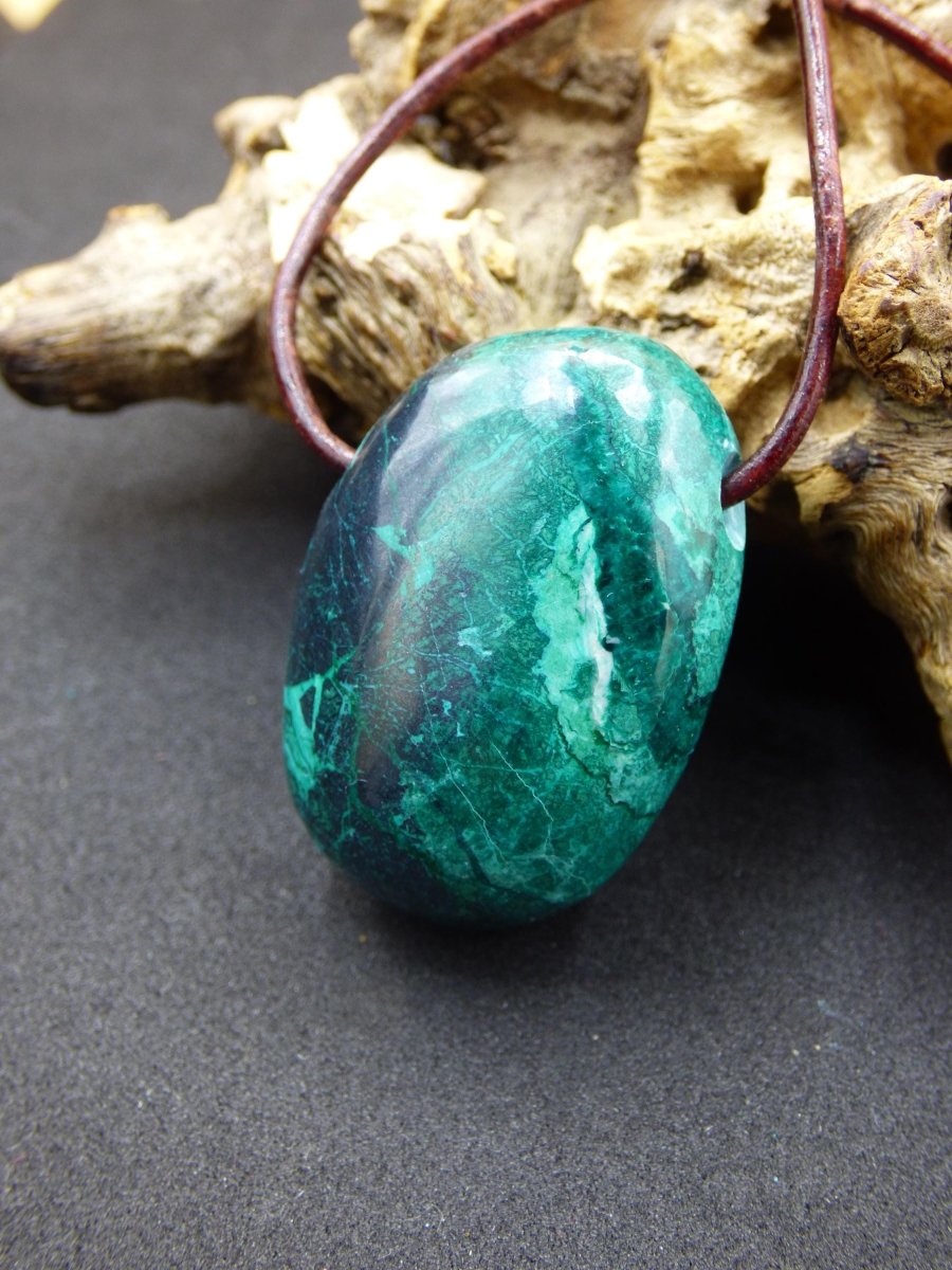 Chrysocoll Chrysokoll Chrysocolla Edelstein Kette blau Natur HIPPIE GOA Boho Ethno Heilstein Kristalle Schmuck Anhänger Mann Frau Geschenk - Art of Nature Berlin