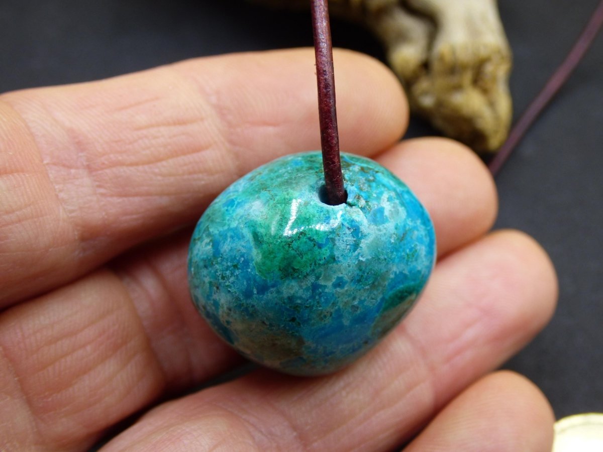 Chrysocoll Chrysokoll Chrysocolla Edelstein Kette blau Natur HIPPIE GOA Boho Ethno Heilstein Kristalle Schmuck Anhänger Mann Frau Geschenk - Art of Nature Berlin