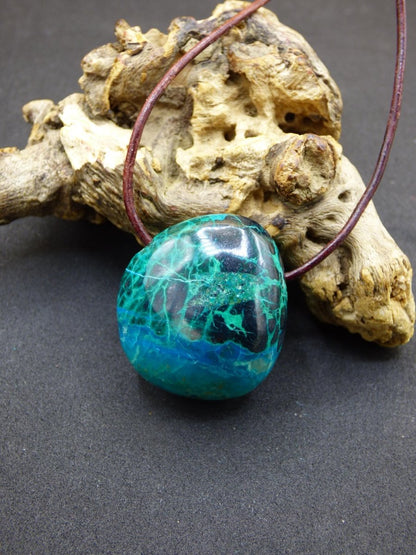 Chrysocoll Chrysokoll Chrysocolla Edelstein Kette blau Natur HIPPIE GOA Boho Ethno Heilstein Kristalle Schmuck Anhänger Mann Frau Geschenk - Art of Nature Berlin