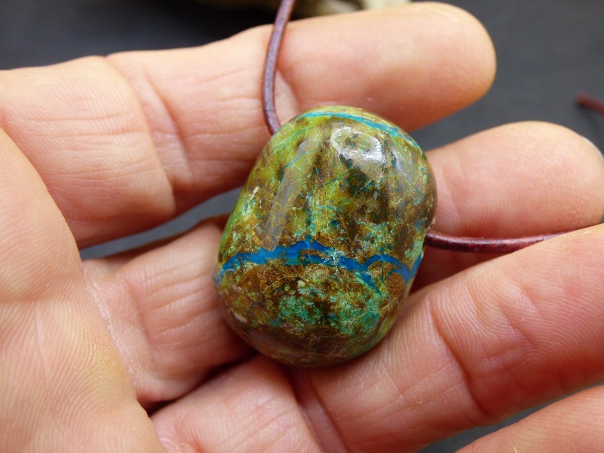 Chrysocoll Chrysokoll Chrysocolla Edelstein Kette blau Natur HIPPIE GOA Boho Ethno Heilstein Kristalle Schmuck Anhänger Mann Frau Geschenk - Art of Nature Berlin