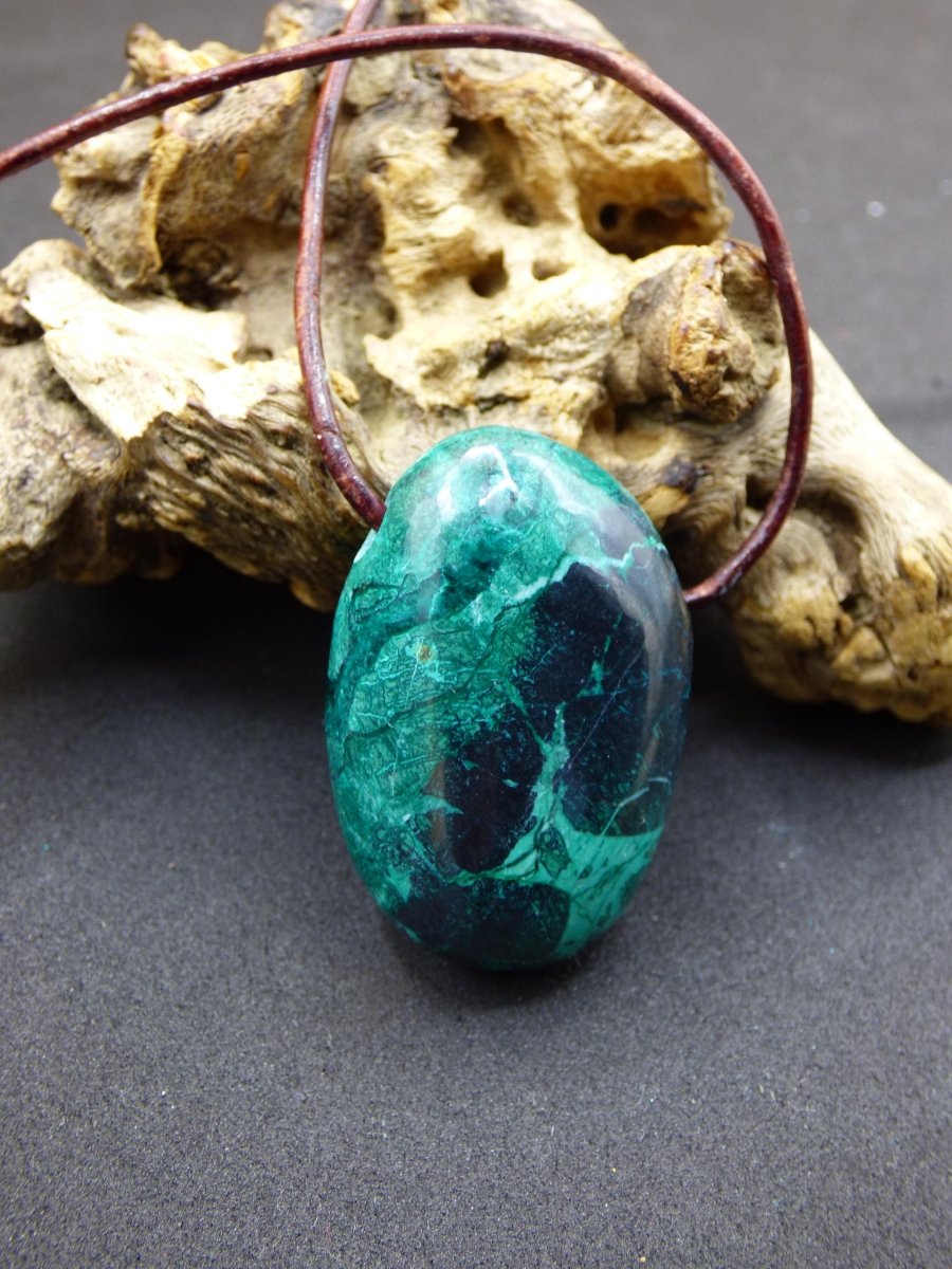 Chrysocoll Chrysokoll Chrysocolla Edelstein Kette blau Natur HIPPIE GOA Boho Ethno Heilstein Kristalle Schmuck Anhänger Mann Frau Geschenk - Art of Nature Berlin