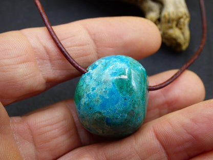 Chrysocoll Chrysokoll Chrysocolla Edelstein Kette blau Natur HIPPIE GOA Boho Ethno Heilstein Kristalle Schmuck Anhänger Mann Frau Geschenk - Art of Nature Berlin