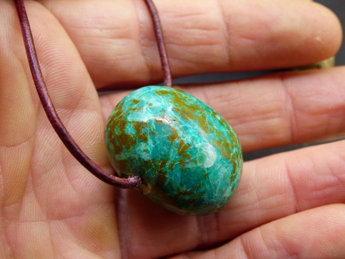 Chrysocoll Chrysokoll Chrysocolla Edelstein Kette blau Natur HIPPIE GOA Boho Ethno Heilstein Kristalle Schmuck Anhänger Mann Frau Geschenk - Art of Nature Berlin