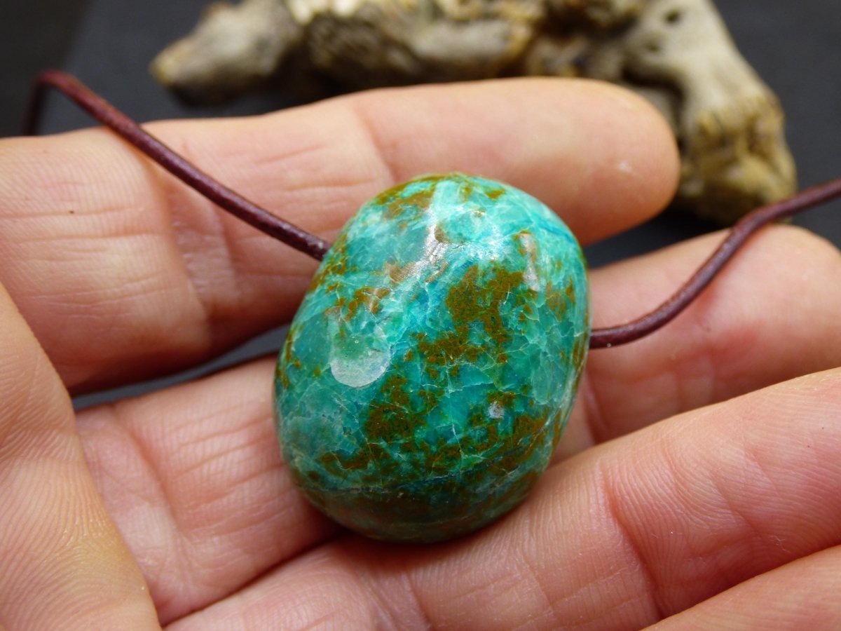 Chrysocoll Chrysokoll Chrysocolla Edelstein Kette blau Natur HIPPIE GOA Boho Ethno Heilstein Kristalle Schmuck Anhänger Mann Frau Geschenk - Art of Nature Berlin