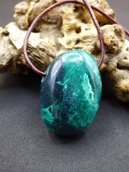 Chrysocoll Chrysokoll Chrysocolla Edelstein Kette blau Natur HIPPIE GOA Boho Ethno Heilstein Kristalle Schmuck Anhänger Mann Frau Geschenk - Art of Nature Berlin