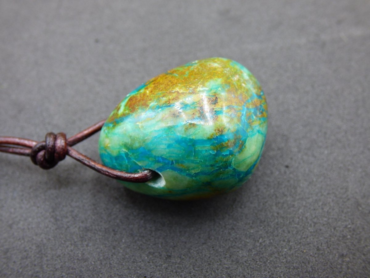 Chrysocoll Chrysokoll Chrysocolla Edelstein Kette blau Natur HIPPIE GOA Boho Ethno Heilstein Kristalle Schmuck Anhänger Mann Frau Geschenk - Art of Nature Berlin