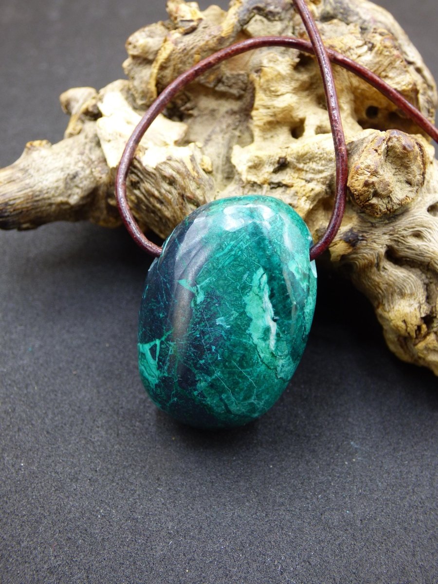 Chrysocoll Chrysokoll Chrysocolla Edelstein Kette blau Natur HIPPIE GOA Boho Ethno Heilstein Kristalle Schmuck Anhänger Mann Frau Geschenk - Art of Nature Berlin