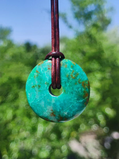 Chrysocoll Chrysokolla Donut 30mm Edelstein Kette Heilstein Schutzsymbol Mann Frau Glück HIPPIE GOA Boho Tibet Ethno Natur Rarität Geschenk - Art of Nature Berlin