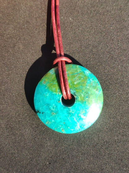Chrysocoll Chrysokolla Donut 30mm Edelstein Kette Heilstein Schutzsymbol Mann Frau Glück HIPPIE GOA Boho Tibet Ethno Natur Rarität Geschenk - Art of Nature Berlin