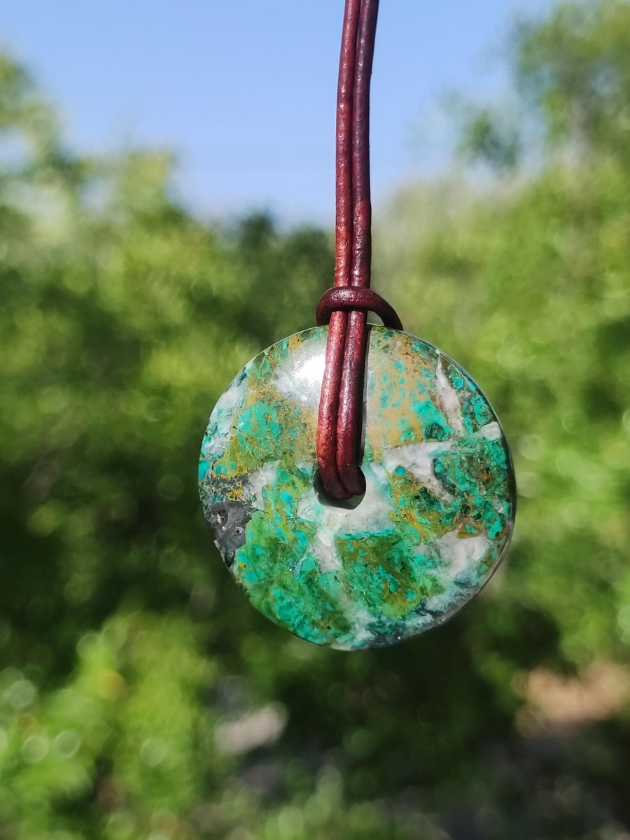 Chrysocoll Chrysokolla Donut 30mm Edelstein Kette Heilstein Schutzsymbol Mann Frau Glück HIPPIE GOA Boho Tibet Ethno Natur Rarität Geschenk - Art of Nature Berlin