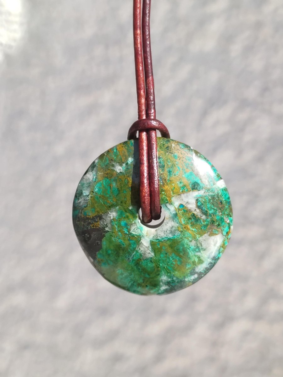 Chrysocoll Chrysokolla Donut 30mm Edelstein Kette Heilstein Schutzsymbol Mann Frau Glück HIPPIE GOA Boho Tibet Ethno Natur Rarität Geschenk - Art of Nature Berlin