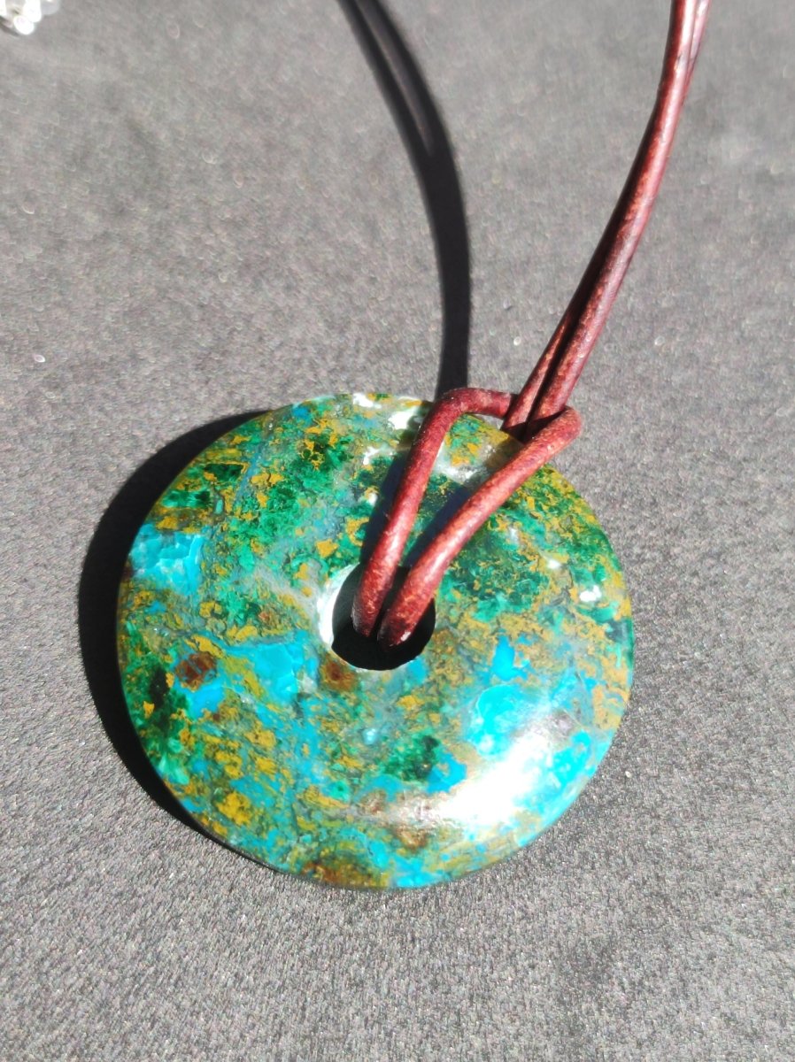 Chrysocoll Chrysokolla Donut 30mm Edelstein Kette Heilstein Schutzsymbol Mann Frau Glück HIPPIE GOA Boho Tibet Ethno Natur Rarität Geschenk - Art of Nature Berlin