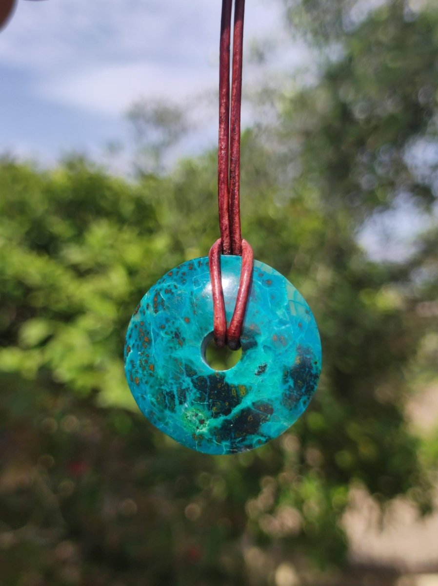 Chrysocoll Chrysokolla Donut 30mm Edelstein Kette Heilstein Schutzsymbol Mann Frau Glück HIPPIE GOA Boho Tibet Ethno Natur Rarität Geschenk - Art of Nature Berlin