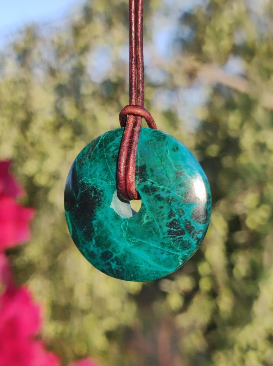 Chrysocoll Chrysokolla Donut 30mm Edelstein Kette Heilstein Schutzsymbol Mann Frau Glück HIPPIE GOA Boho Tibet Ethno Natur Rarität Geschenk - Art of Nature Berlin