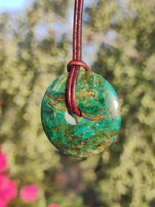 Chrysocoll Chrysokolla Donut 30mm Edelstein Kette Heilstein Schutzsymbol Mann Frau Glück HIPPIE GOA Boho Tibet Ethno Natur Rarität Geschenk - Art of Nature Berlin