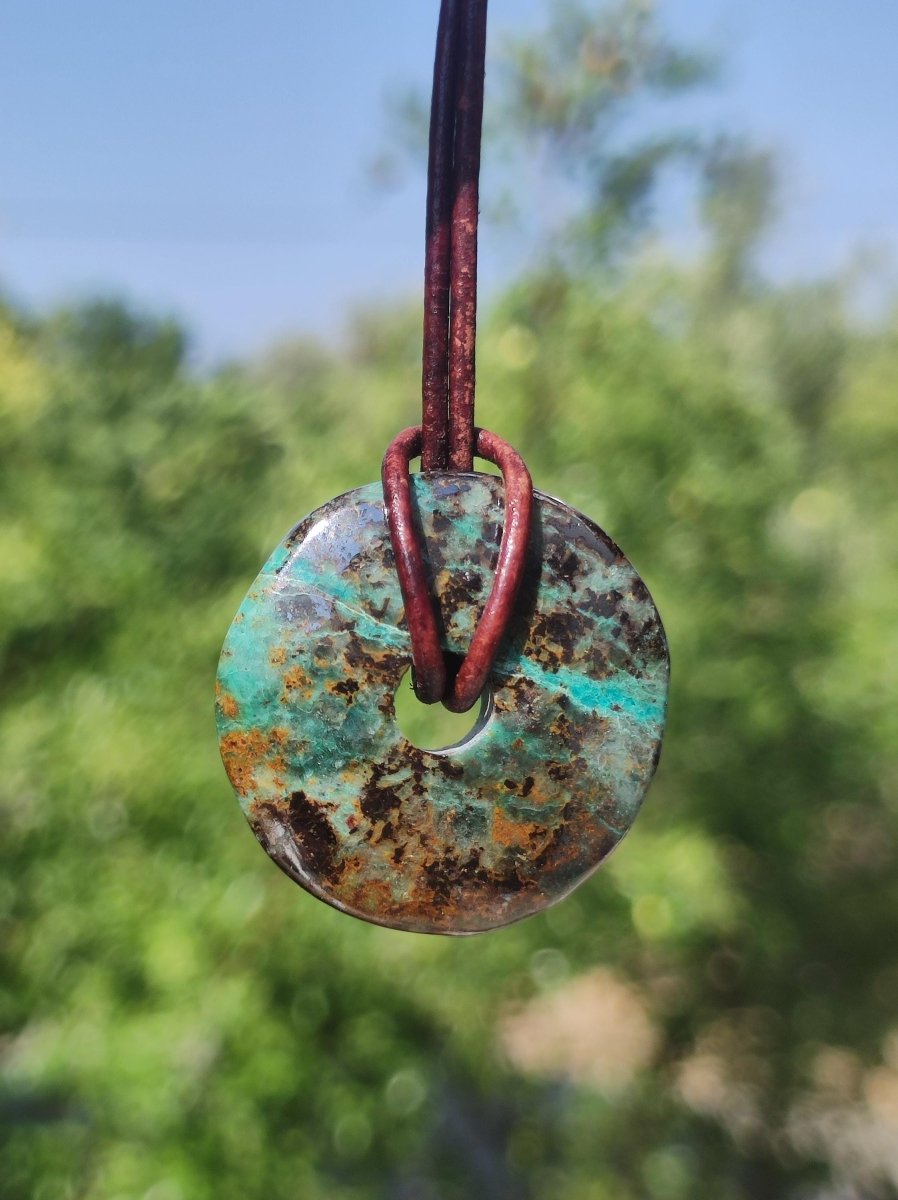 Chrysocoll Chrysokolla Donut 30mm Edelstein Kette Heilstein Schutzsymbol Mann Frau Glück HIPPIE GOA Boho Tibet Ethno Natur Rarität Geschenk - Art of Nature Berlin