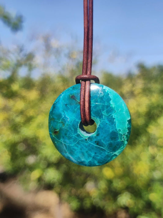 Chrysocoll Chrysokolla Donut 30mm Edelstein Kette Heilstein Schutzsymbol Mann Frau Glück HIPPIE GOA Boho Tibet Ethno Natur Rarität Geschenk - Art of Nature Berlin