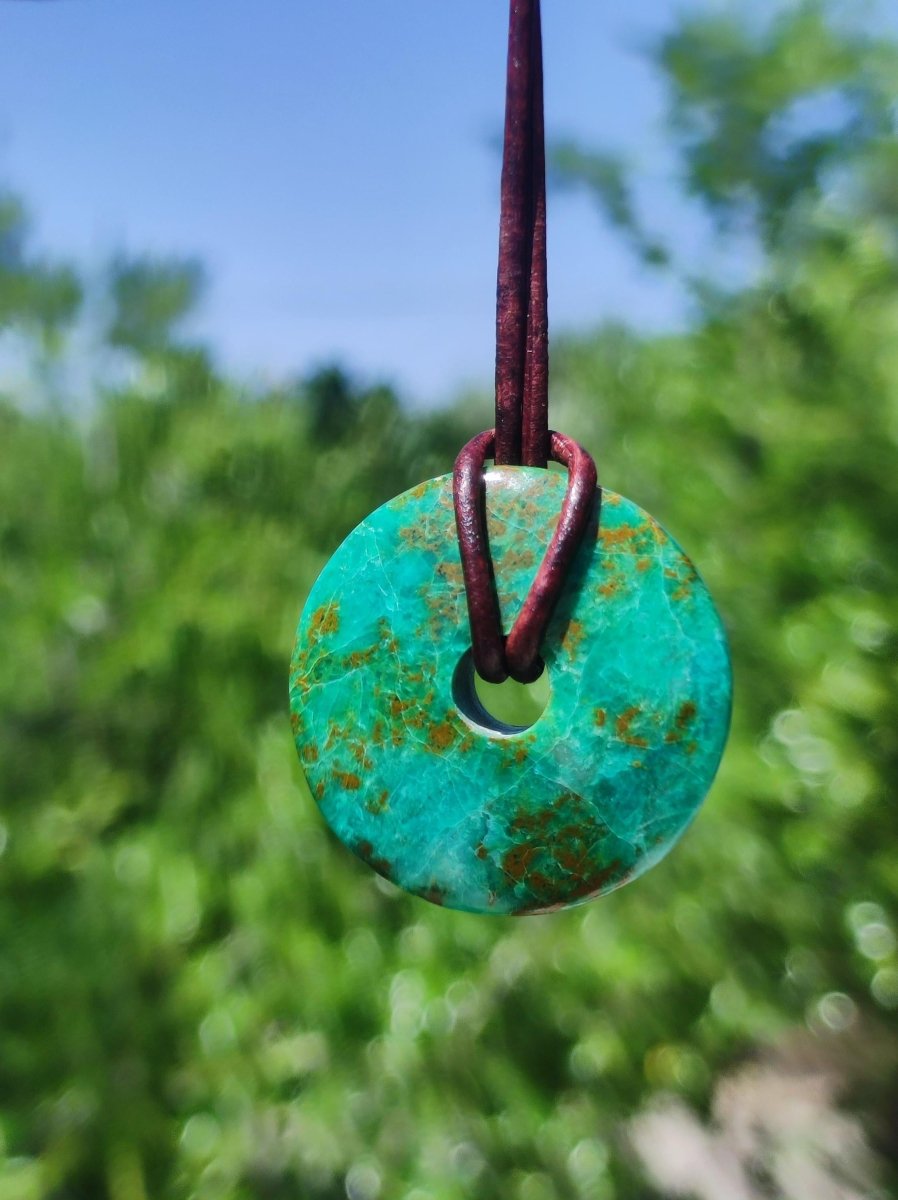 Chrysocoll Chrysokolla Donut 30mm Edelstein Kette Heilstein Schutzsymbol Mann Frau Glück HIPPIE GOA Boho Tibet Ethno Natur Rarität Geschenk - Art of Nature Berlin