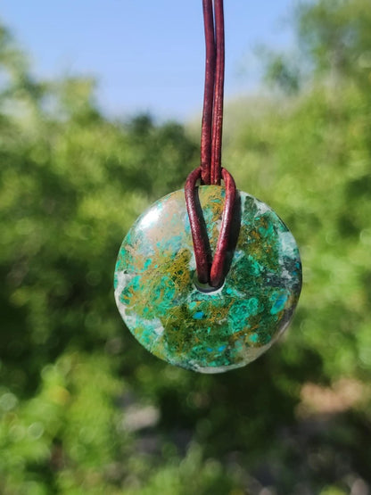 Chrysocoll Chrysokolla Donut 30mm Edelstein Kette Heilstein Schutzsymbol Mann Frau Glück HIPPIE GOA Boho Tibet Ethno Natur Rarität Geschenk - Art of Nature Berlin