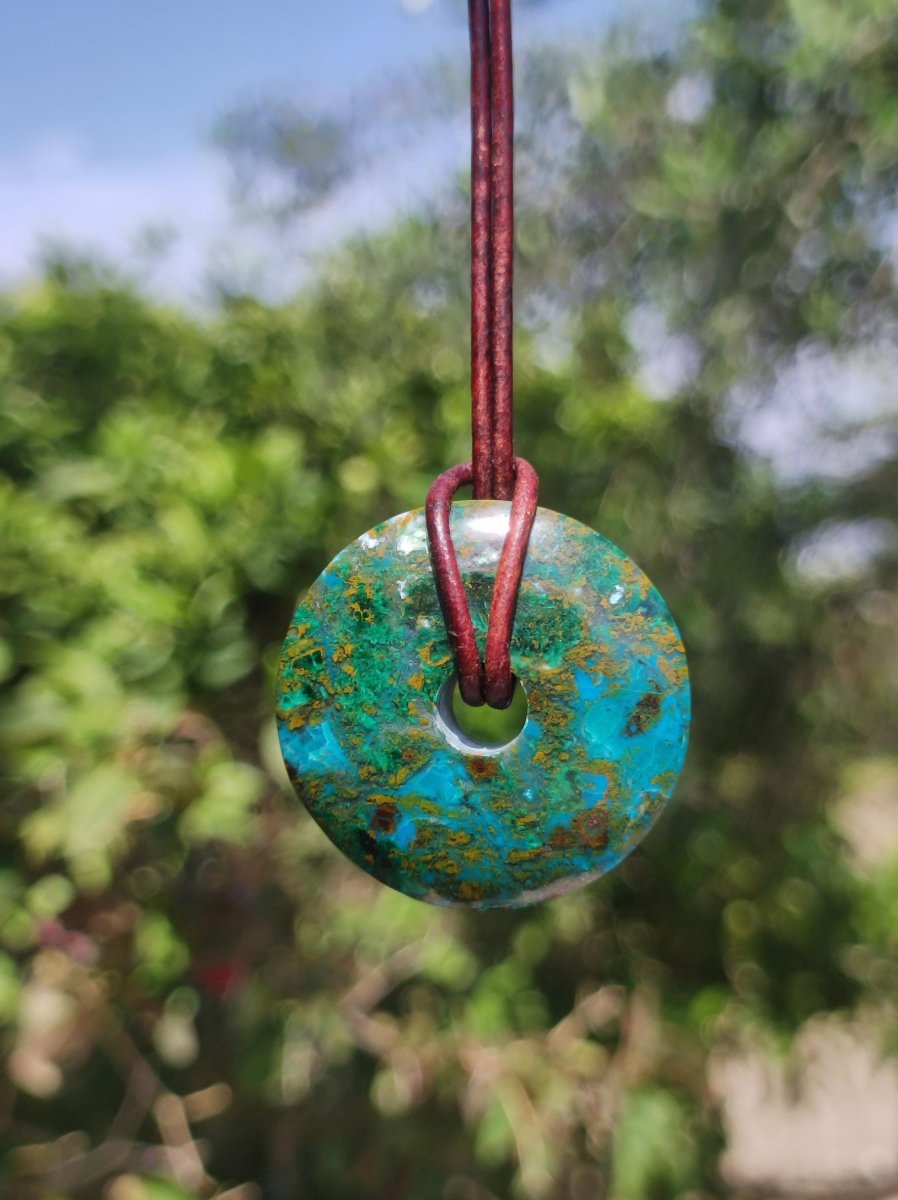 Chrysocoll Chrysokolla Donut 30mm Edelstein Kette Heilstein Schutzsymbol Mann Frau Glück HIPPIE GOA Boho Tibet Ethno Natur Rarität Geschenk - Art of Nature Berlin