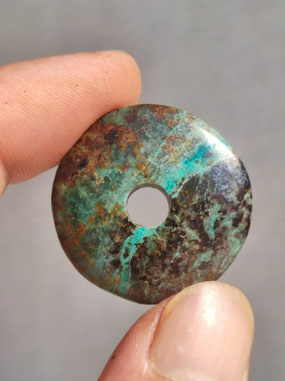 Chrysocoll Chrysokolla Donut 30mm Edelstein Kette Heilstein Schutzsymbol Mann Frau Glück HIPPIE GOA Boho Tibet Ethno Natur Rarität Geschenk - Art of Nature Berlin