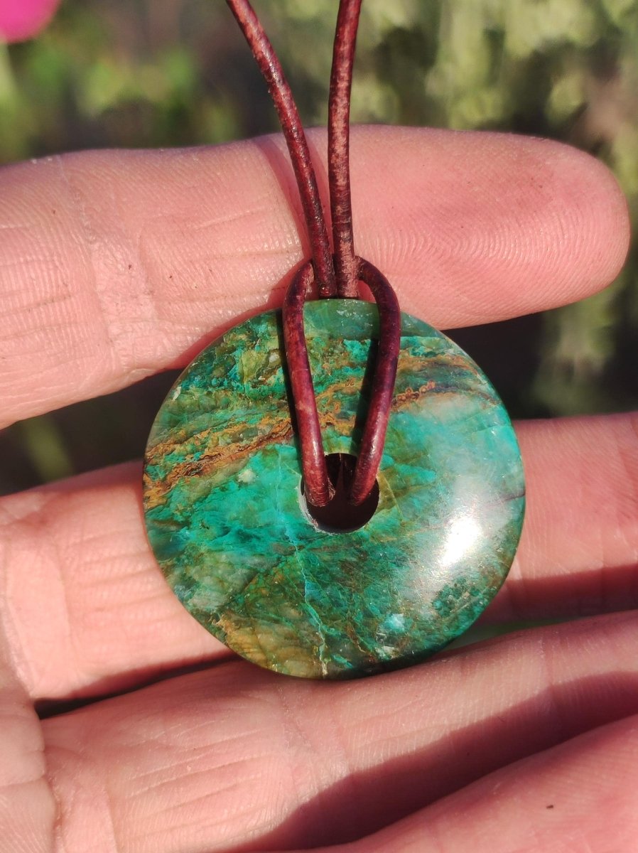 Chrysocoll Chrysokolla Donut 30mm Edelstein Kette Heilstein Schutzsymbol Mann Frau Glück HIPPIE GOA Boho Tibet Ethno Natur Rarität Geschenk - Art of Nature Berlin