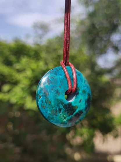Chrysocoll Chrysokolla Donut 30mm Edelstein Kette Heilstein Schutzsymbol Mann Frau Glück HIPPIE GOA Boho Tibet Ethno Natur Rarität Geschenk - Art of Nature Berlin