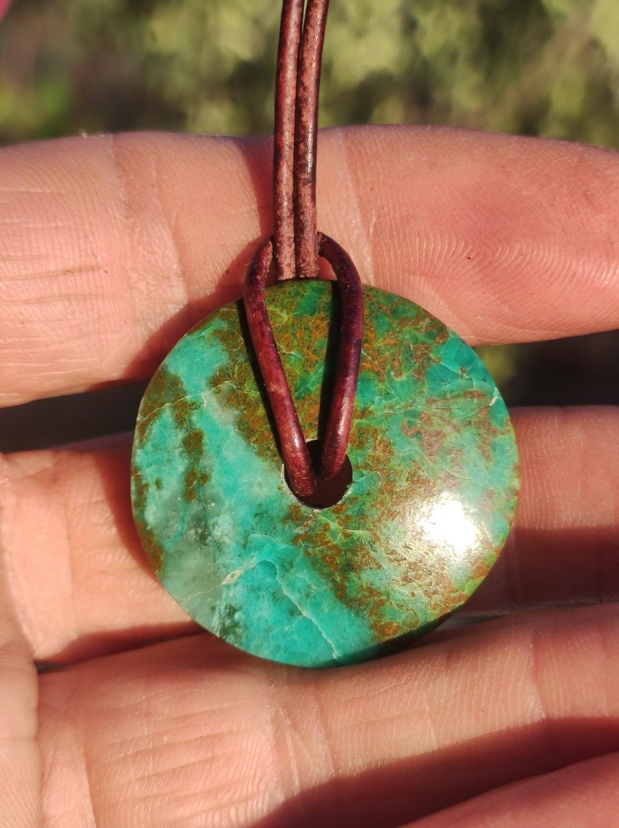 Chrysocoll Chrysokolla Donut 30mm Edelstein Kette Heilstein Schutzsymbol Mann Frau Glück HIPPIE GOA Boho Tibet Ethno Natur Rarität Geschenk - Art of Nature Berlin