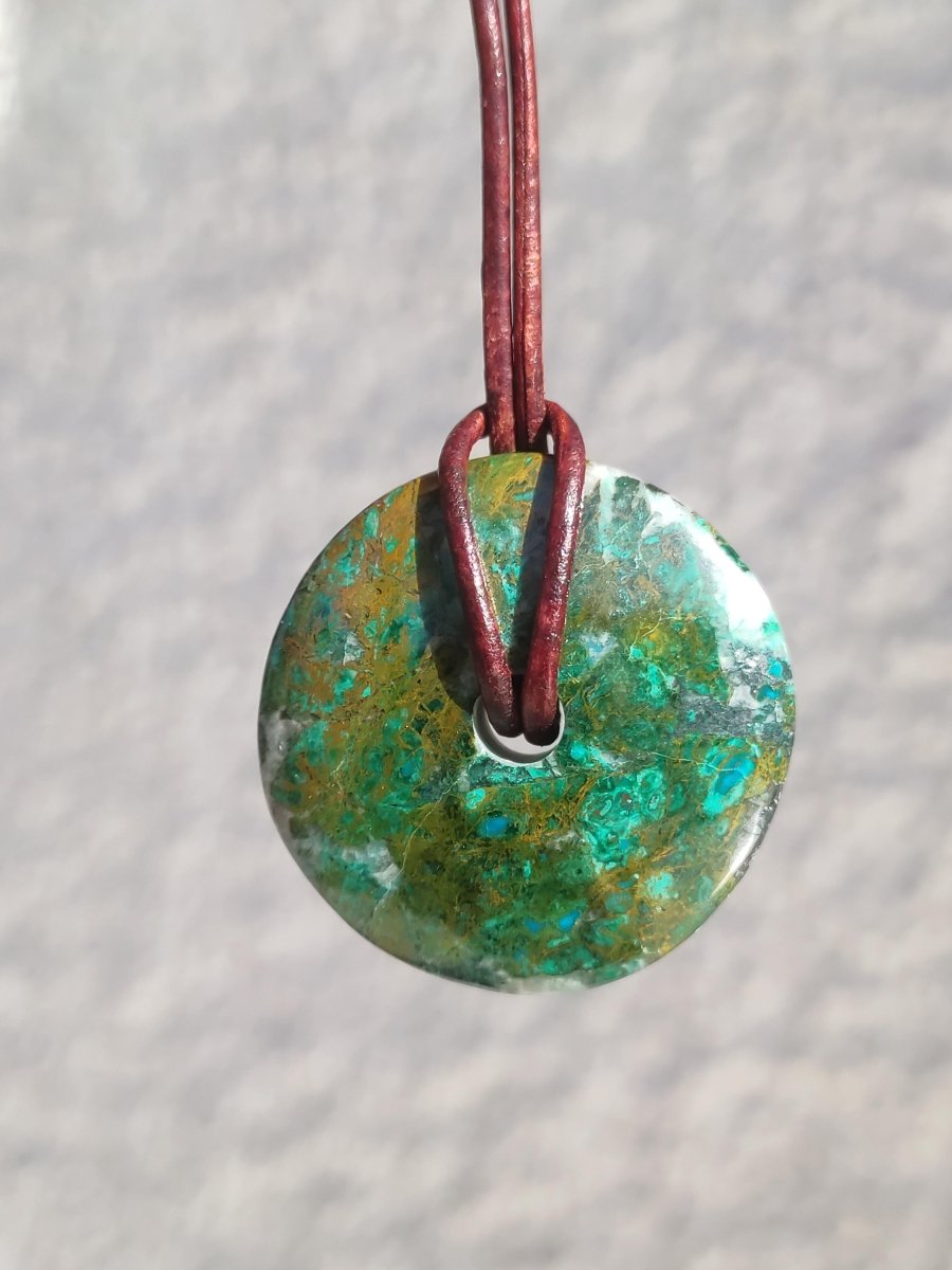 Chrysocoll Chrysokolla Donut 30mm Edelstein Kette Heilstein Schutzsymbol Mann Frau Glück HIPPIE GOA Boho Tibet Ethno Natur Rarität Geschenk - Art of Nature Berlin