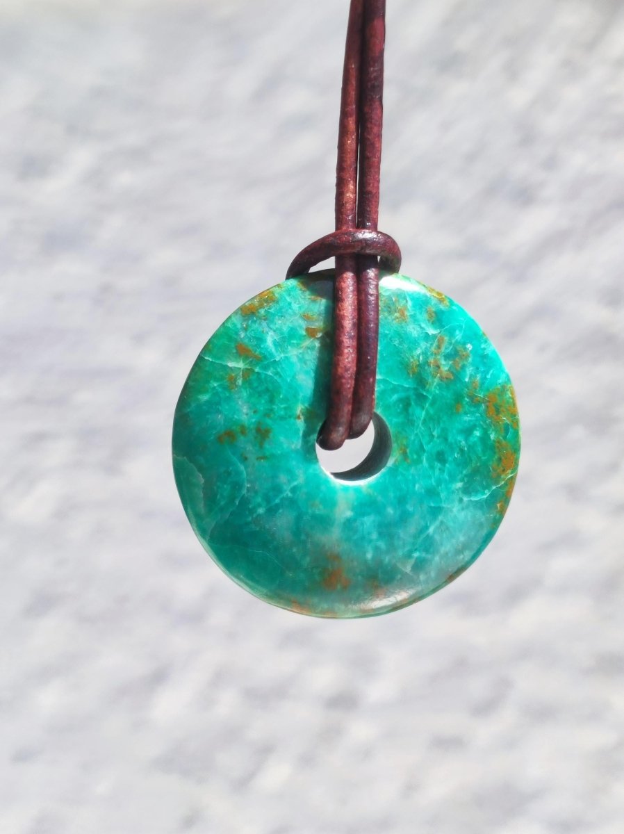 Chrysocoll Chrysokolla Donut 30mm Edelstein Kette Heilstein Schutzsymbol Mann Frau Glück HIPPIE GOA Boho Tibet Ethno Natur Rarität Geschenk - Art of Nature Berlin