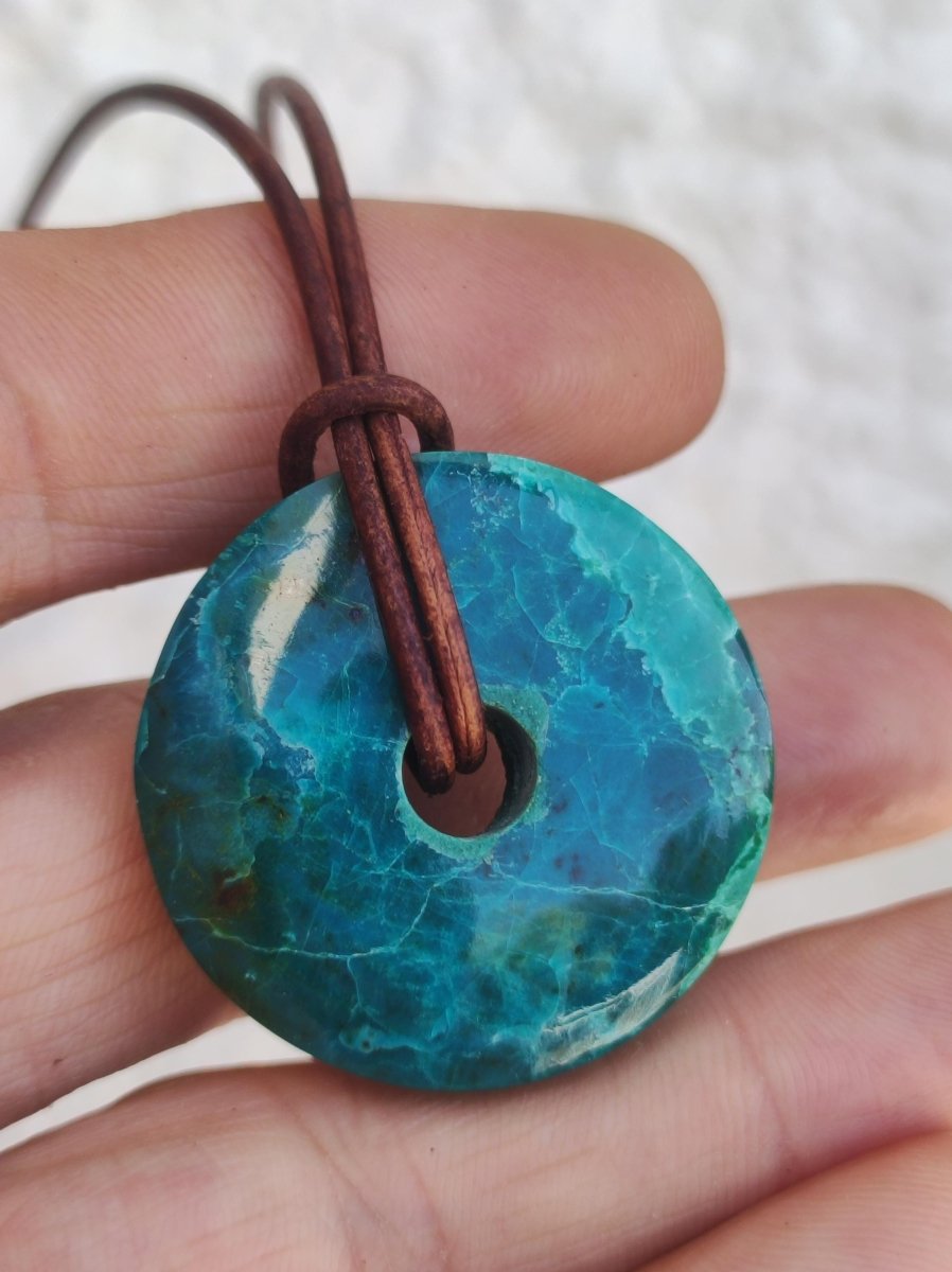 Chrysocoll Chrysokolla Donut 30mm Edelstein Kette Heilstein Schutzsymbol Mann Frau Glück HIPPIE GOA Boho Tibet Ethno Natur Rarität Geschenk - Art of Nature Berlin