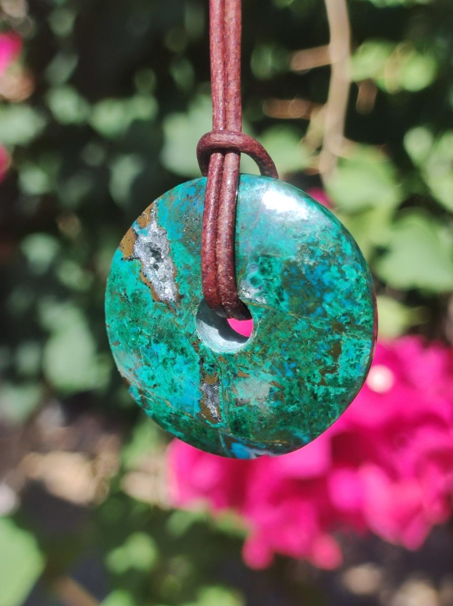 Chrysocoll Chrysokolla Donut 30mm Edelstein Kette Heilstein Schutzsymbol Mann Frau Glück HIPPIE GOA Boho Tibet Ethno Natur Rarität Geschenk - Art of Nature Berlin