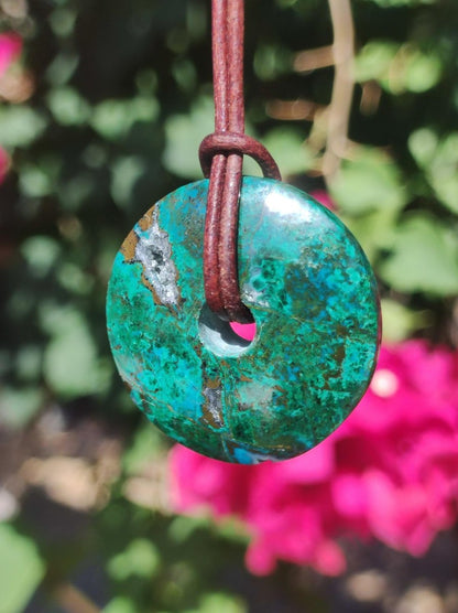 Chrysocoll Chrysokolla Donut 30mm Edelstein Kette Heilstein Schutzsymbol Mann Frau Glück HIPPIE GOA Boho Tibet Ethno Natur Rarität Geschenk - Art of Nature Berlin